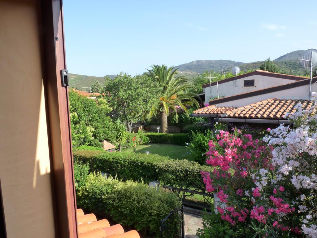 Monolocale San Teodoro Apartment San Teodoro  Room photo